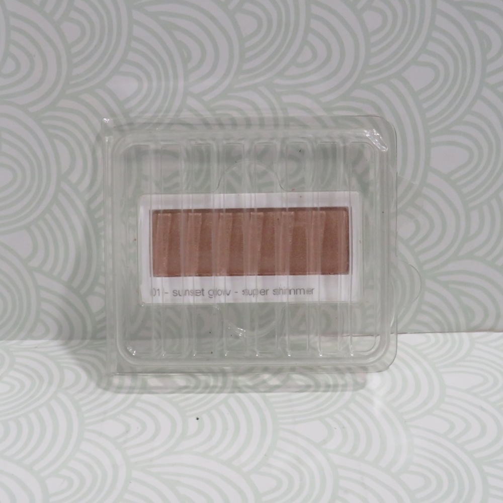 CLINIQUE💥SUPER SHIMMER EYESHADOW #01 SUNSET GLOW REFILL💥 - Picture 3 of 5